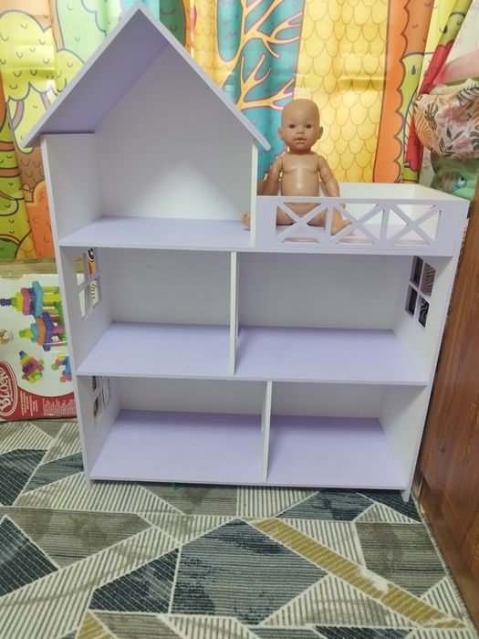 Продам кукольный домик