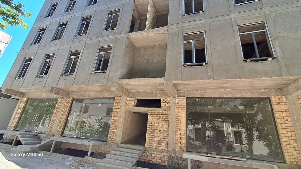 Yangi uy karobka sogdiana med kollej makler xizmati mavjud emas