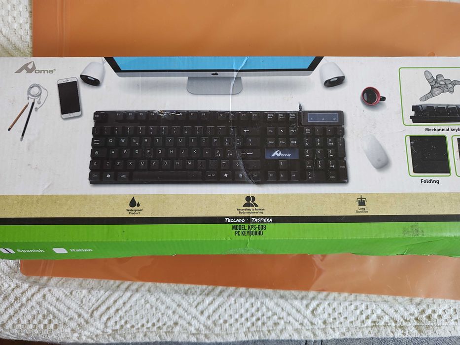 Tastatura USB  PC - noua