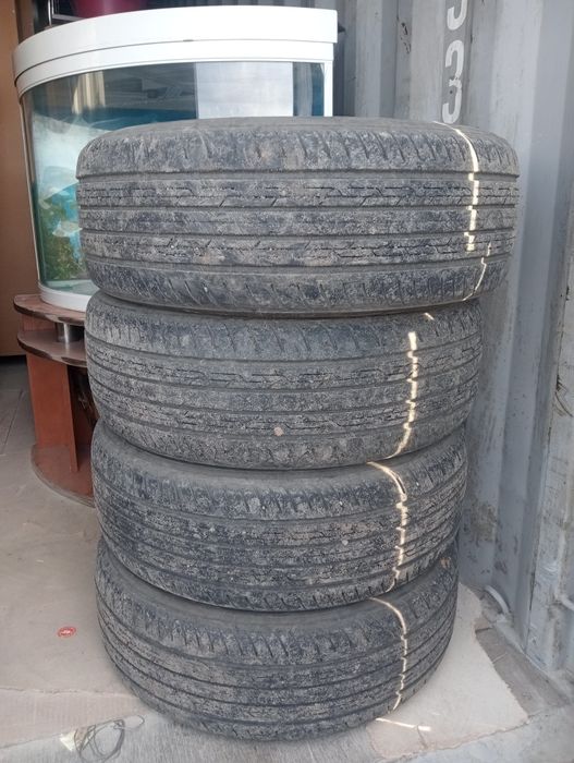 Продам шины летние . 215/60/16 б/у