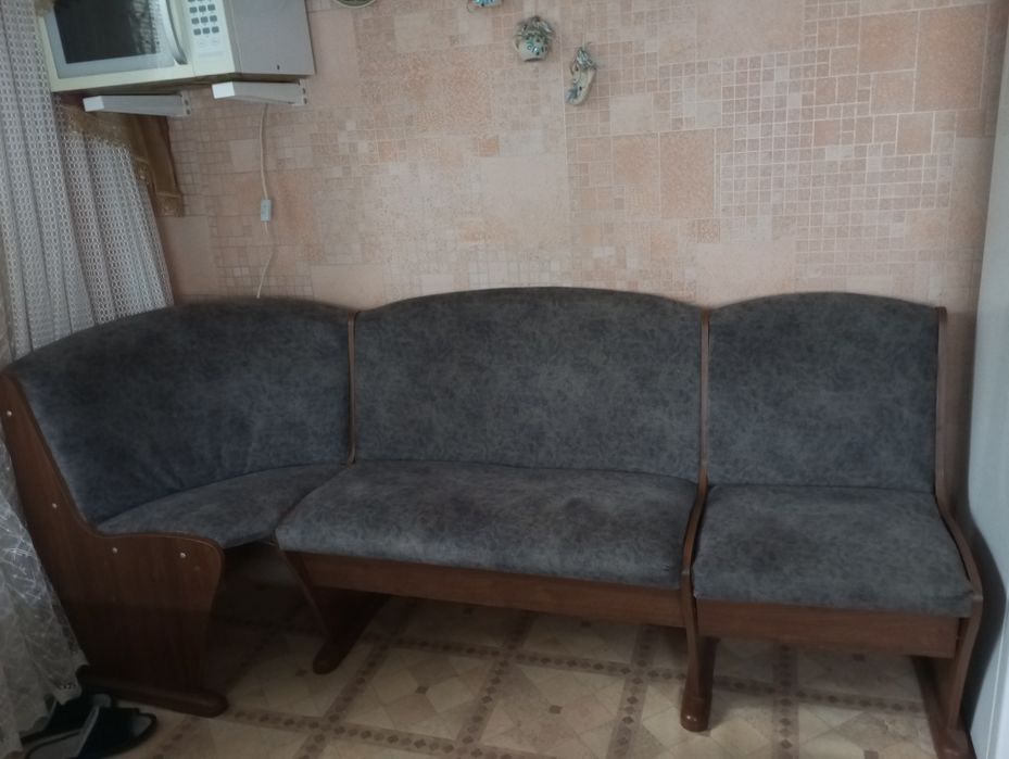 Продам кухонный уголок