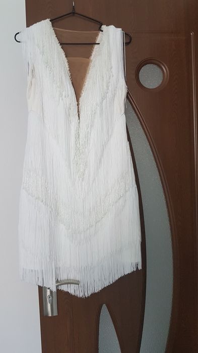 Rochie cusuta manual