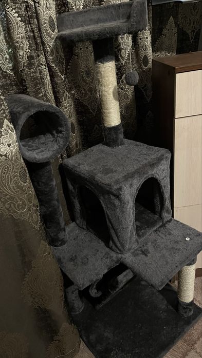Продам кошачий домик