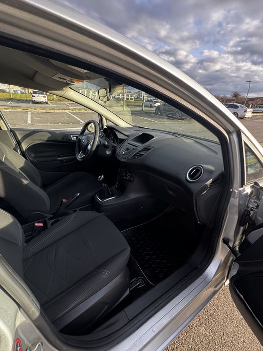 Vand Ford Fiesta