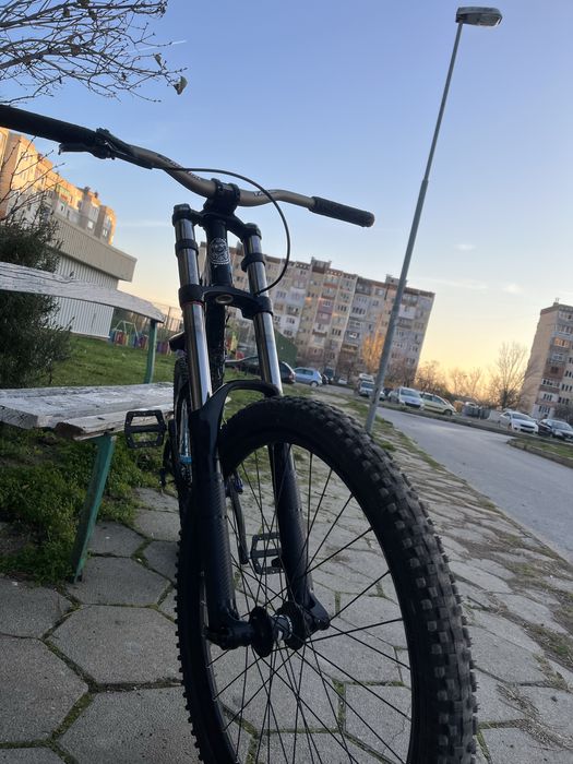 Вилка за колело rock shox domain 2017 27,5