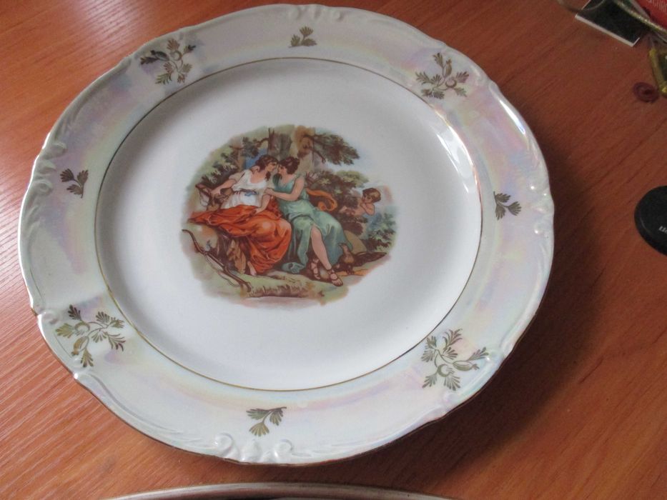 Сервиз Мадонна ГДР Kahla на 6 персон 75 предметов Золотая шишечка!