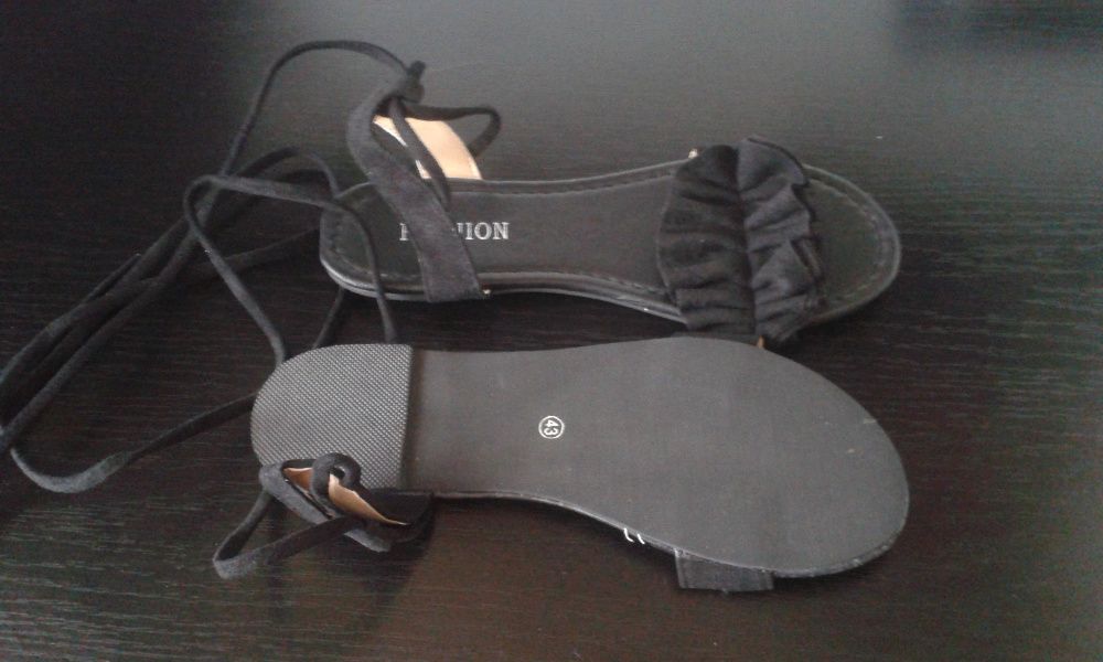 Sandale NOI negre - marimea 43