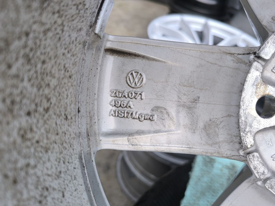 16 цола джанти от Volkswagen T-Roc / Golf