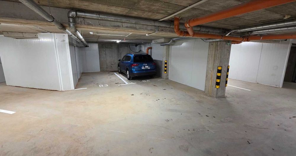 Наем Паркомясто 14 кв.м + Склад 4 кв.м – Малинова долина