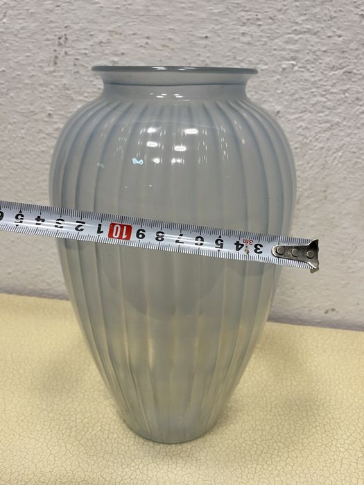 Италианска ваза от релефно духано стъкло