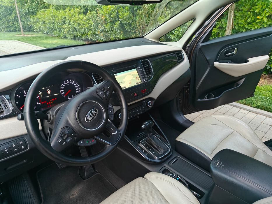 KIA carena 2015 1.7crdi 7 locuri
