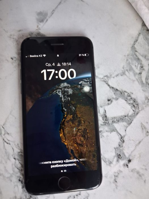Айфон 8 б/у идалный