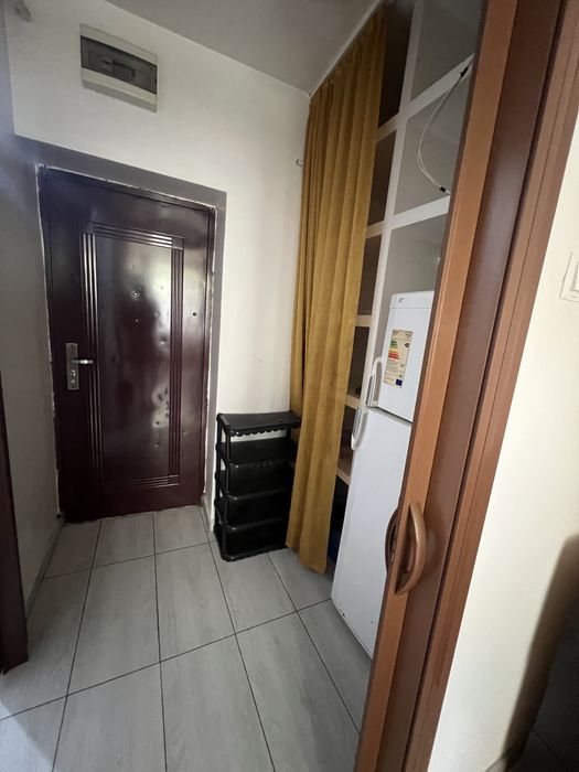 Inchiriez garsoniera