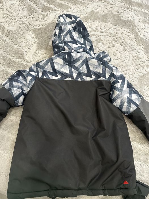 Продам костюм лыжника