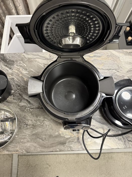 Tefal cook4me cu Extra Crisp si accesorii de copt