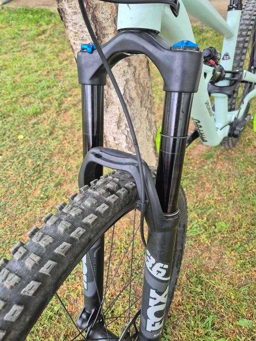 Продавам велосипед Specialized