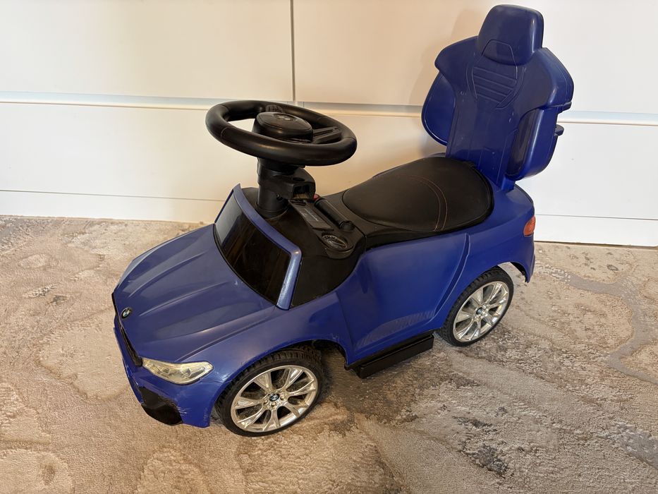 Кола за избутване BMW M5 Licensed с родителски контрол 4 в 1 c меки гуми, Кожена седалка