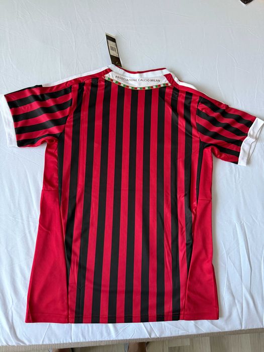 Tricou AC Milan sezon 2011-2012 serie A