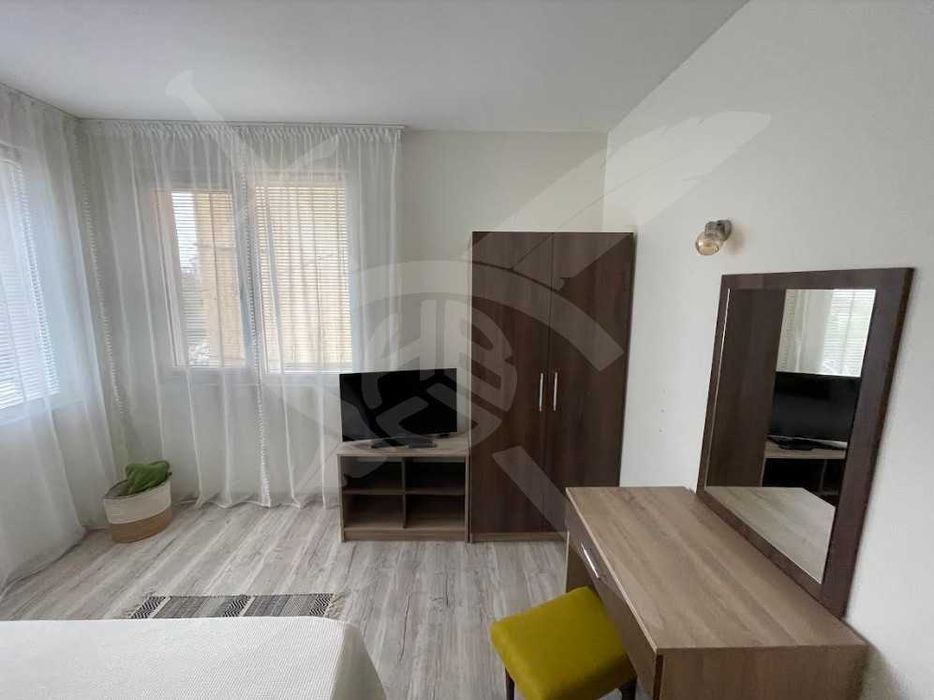 Къща - кв. Сарафово