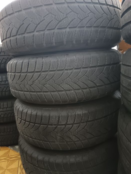 Set jante aliaj prindere 5x108 et 52.5 cu anvelope iarna 235/65/17 xl  ford Volvo jaguar land rover  Citroen