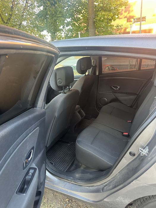 RENAULT Megane 2012 — imagine 2