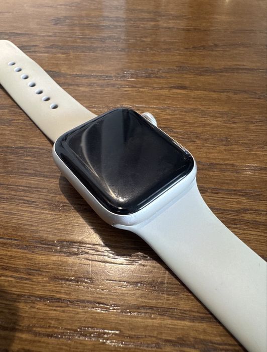 Apple watch SE 41мм