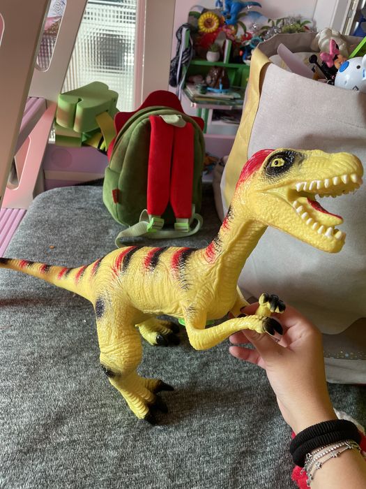 Dinozaur mare cauciuc