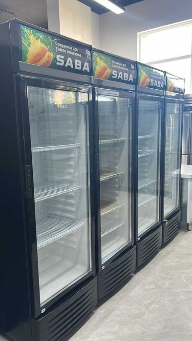 Новый Витринный холодильник