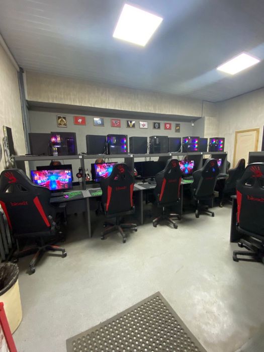 Продам компьютерный клуб