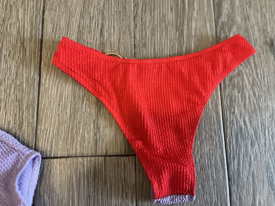 бански от ластична материя с декорации