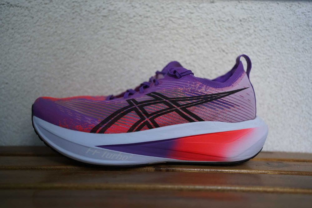 Обувки за бягане Asics Megablast 46