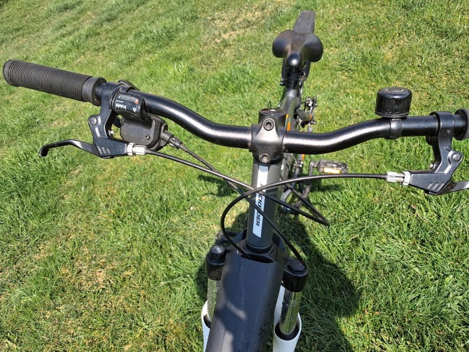 Vând bicicleta ROCKRIDER  ST120