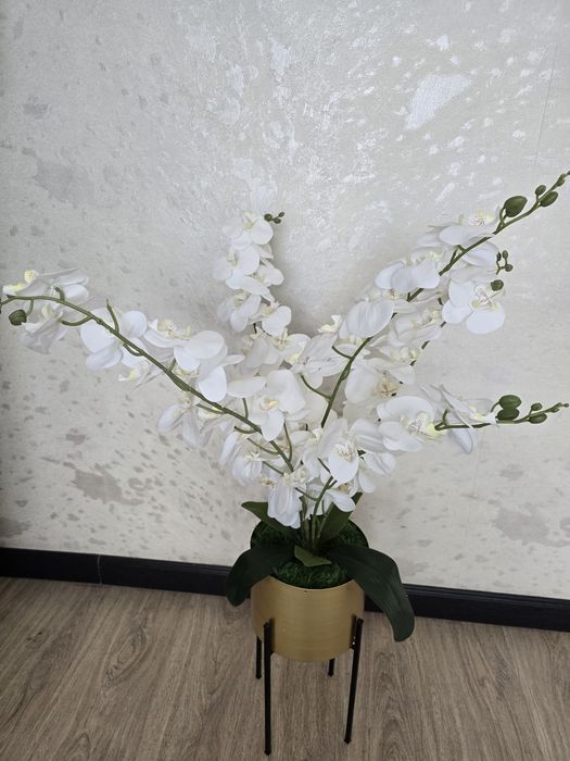 Искусственный цветы