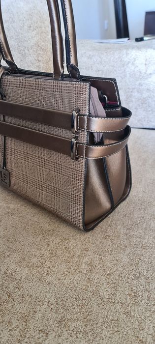 Дамска чанта дамска чанта