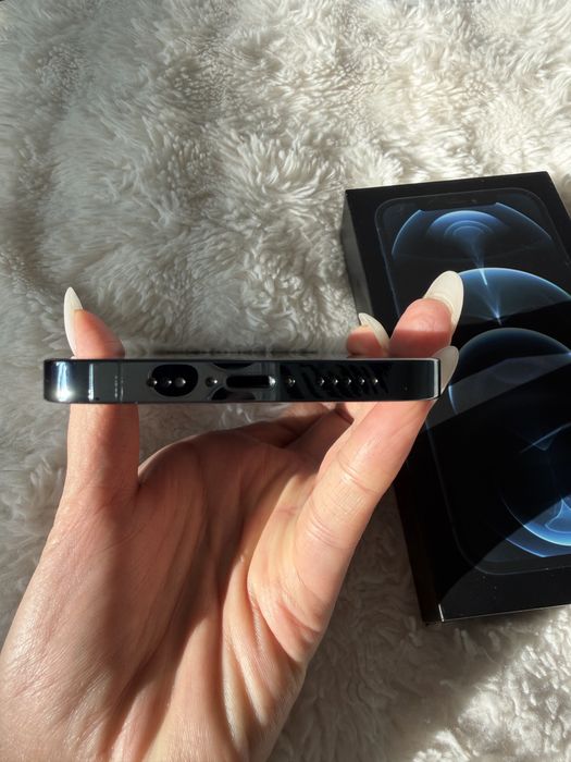 Iphone 12 pro 256GB. Аккум 78%