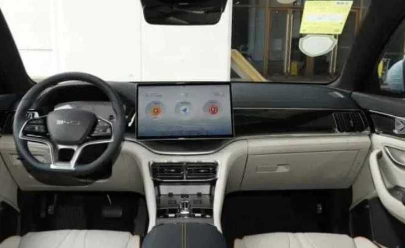 BYD Song Plus champion 29.000 ZAKAZ