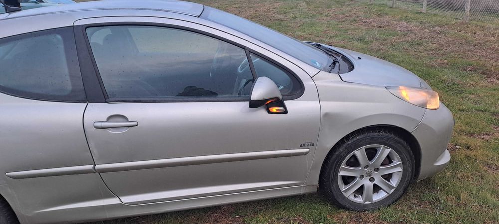 Peugeot 207 1.6 HDI 90к.с
