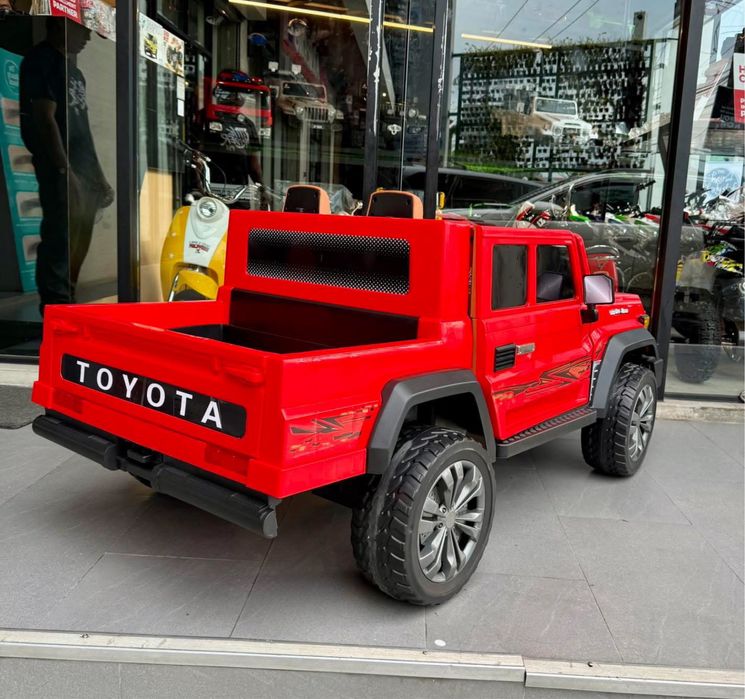 Продам детскую машину