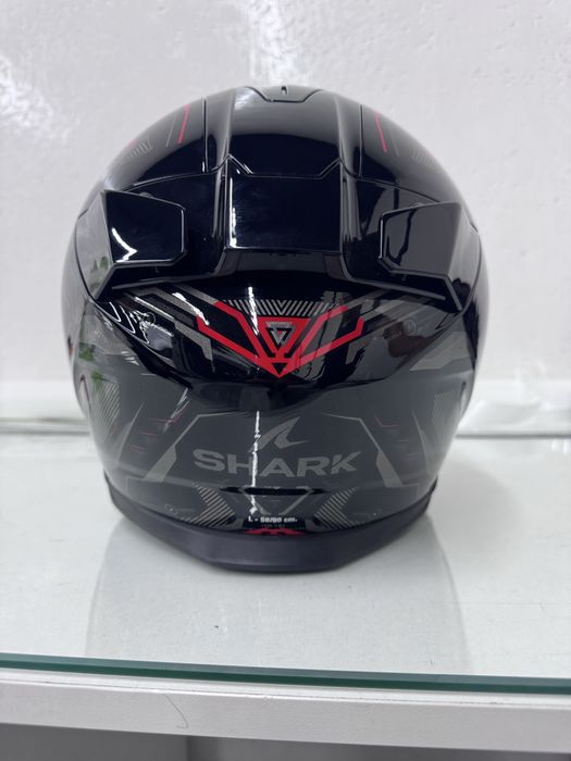 Шлем shark в новом состояний