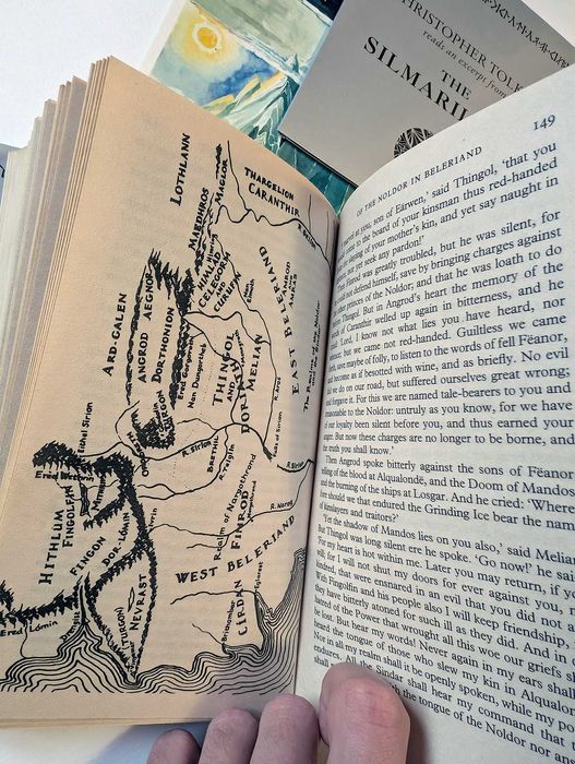 Силмарилион на Толкин, колекционерско издание с бонус материали