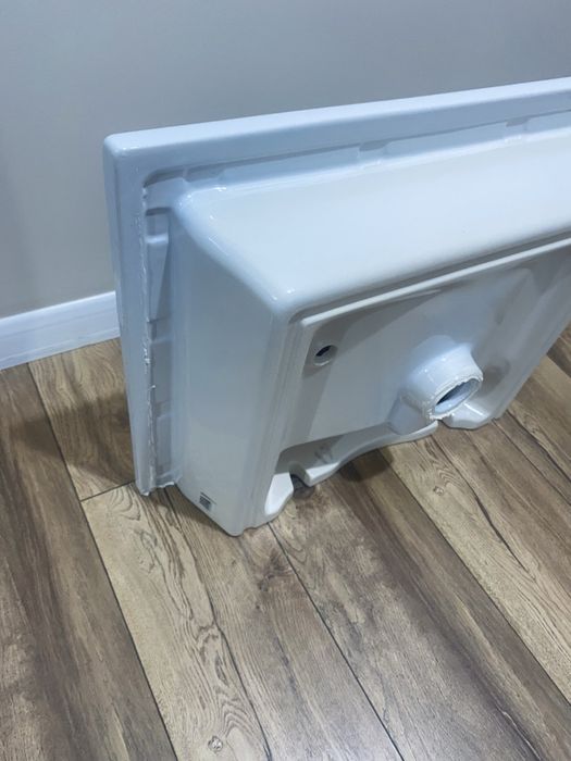 Раковина фарфоровая -60см