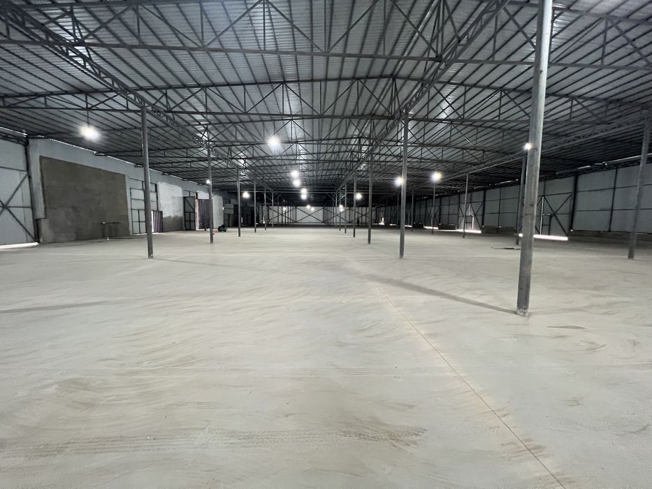 Аренда под склад 4500 м2 в Джамий