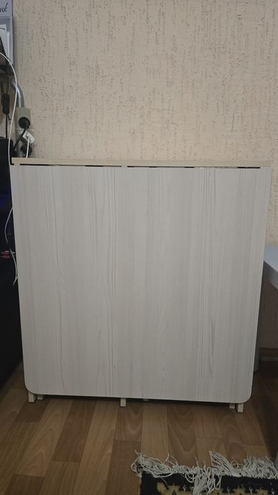 Продам стол 15000 тг