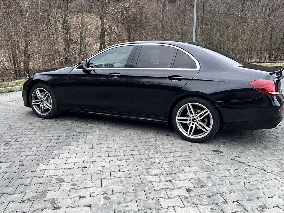 Mercedes-Benz E 220d 4MATIC