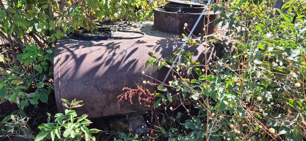 Цистерна 4 кубика метална