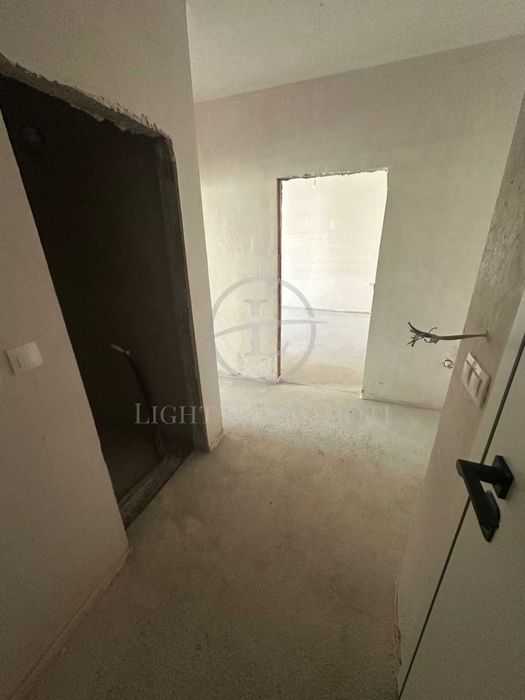 Продава се Двустаен апартамент в Пловдив, Тракия - 73 кв.м за 1850 €/кв.м - Снимка #4