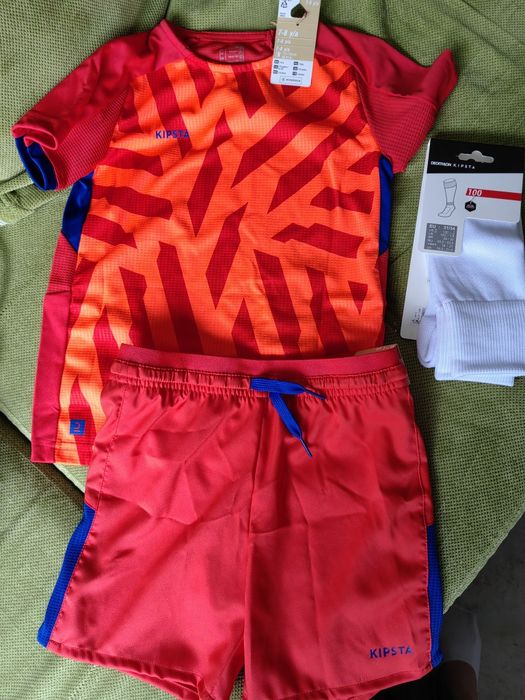 Футболен екип и чорапи KIPSTA