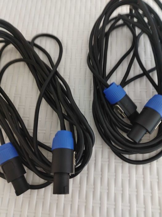 Cabluri noi foarte bune pentru boxe , orga , chitara