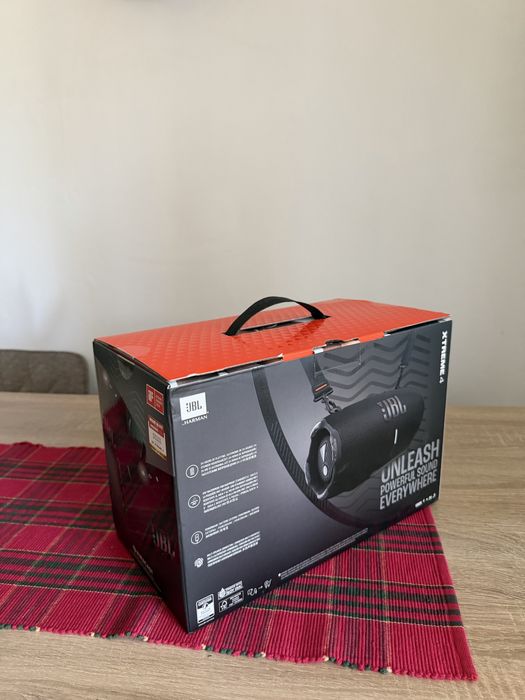 Vand Boxa JBL Extreme 4 ,nouă sigilata garantie 2 ani cumparata din Germania