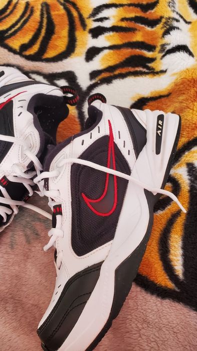 Nike Air Monarch lV.